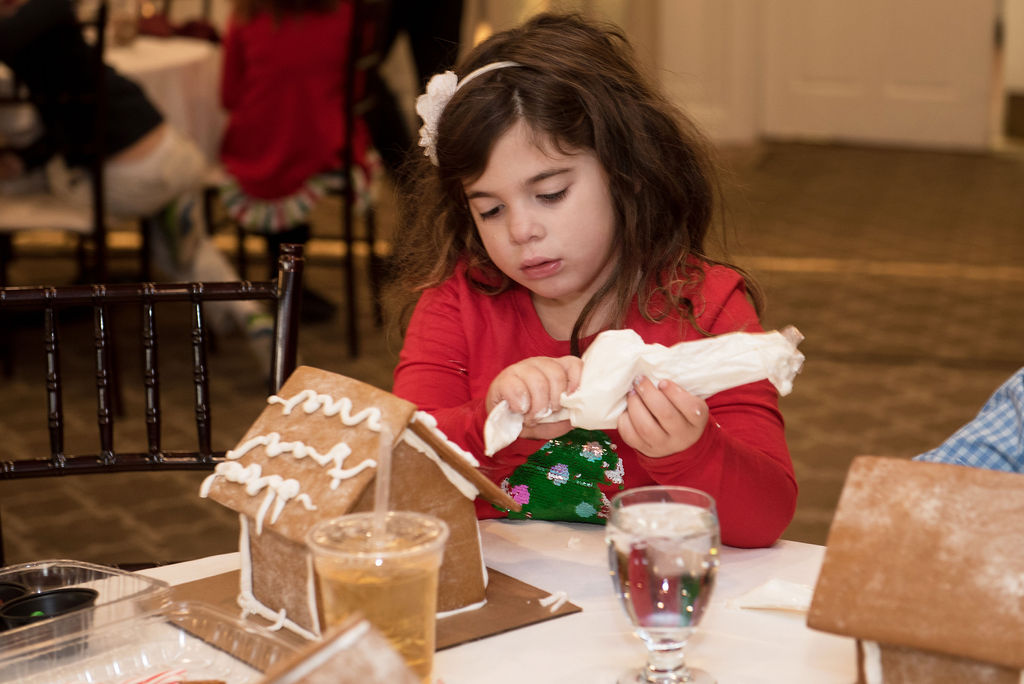 RCC_gingerbread_D750-72